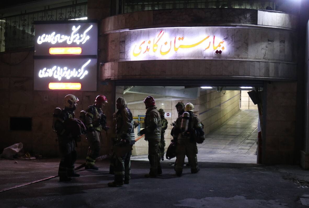 آماده‌باش اورژانس تهران در پی حریق گسترده بیمارستان گاندی – خبرگزاری مهر | اخبار ایران و جهان
