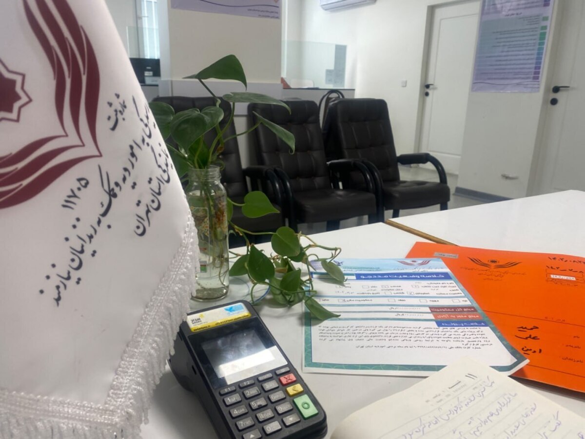 ۲۱ زندانی با کمک نیکوکاران و ستاد مردمی دیه استان تهران در ایام دهه فجر آزاد شدند ۲۱ زندانی با کمک نیکوکاران و ستاد مردمی دیه استان تهران در ایام دهه فجر آزاد شدند