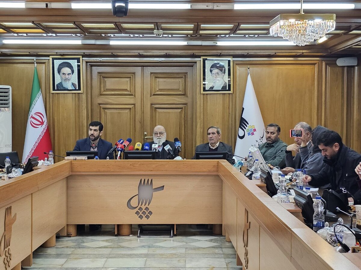 نیمی از بودجه شهرداری به حمل‌ونقل اختصاص داده شده است/ وضعیت ناوگان حمل‌و‌نقل عمومی در سال آینده بهتر می‌شود