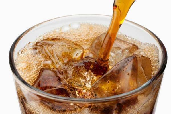 نوشابه گازدار و احتمال ابتلا به فیبریلاسیون