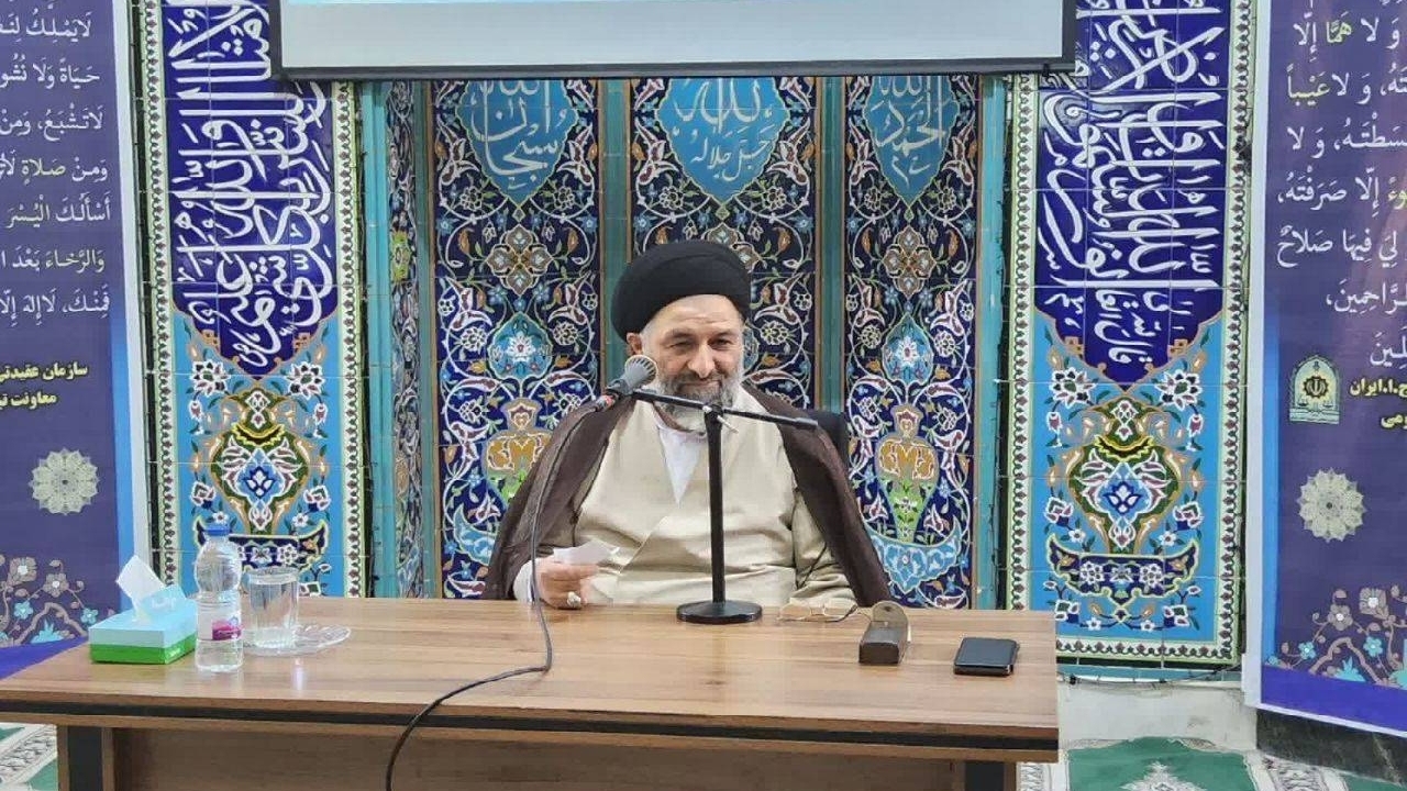 پلیس مکتبی پیشگام برای اجرای احکام الهی