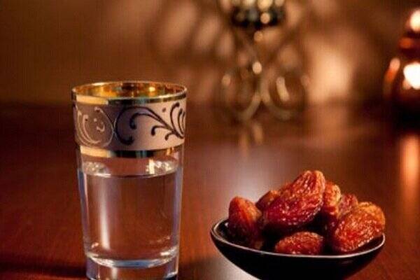 احکام روزه‌ قضای پدر و مادر چیست؟  