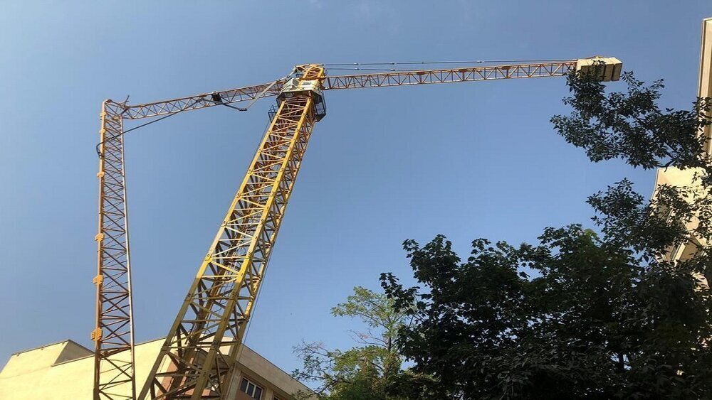 سقوط جرثقیل مرگبار شد – خبرآنلاین
