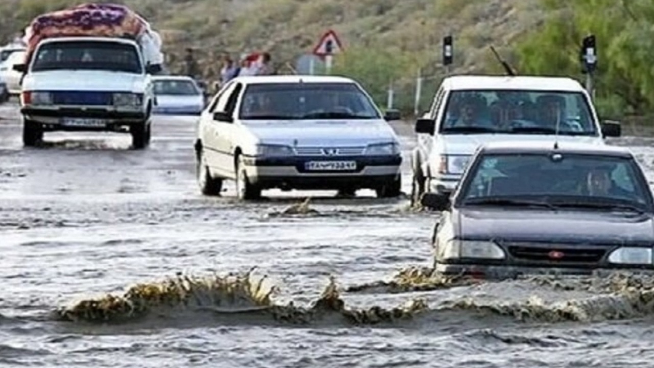 هشدار سازمان هواشناسی به ۱۳ استان کشور مبنی بر بارش باران/ تیم‌های عملیاتی جمعیت هلال احمر آماده باش شدند