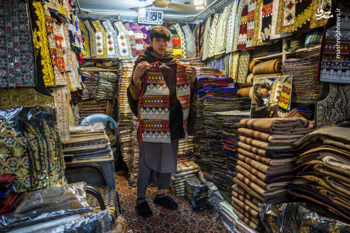مشرق نیوز – عکس/ بازار لباس سنتی کابل مشرق نیوز – عکس/ بازار لباس سنتی کابل