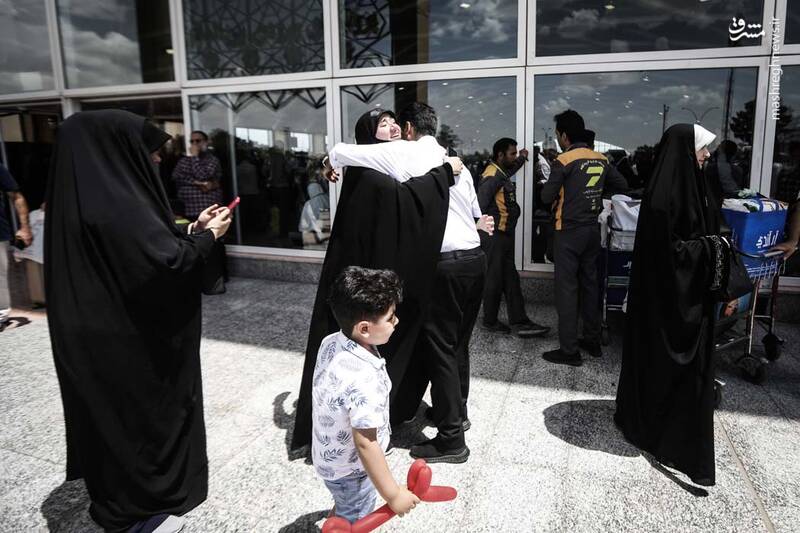 مشرق نیوز – عکس/ بازگشت نخستین گروه حجاج خراسانی به مشهد