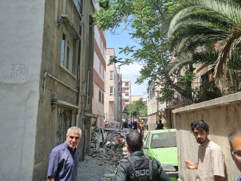 انفجار شدید ۳ واحد مسکونی در شرق تهران انفجار شدید ۳ واحد مسکونی در شرق تهران