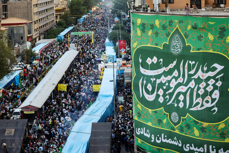 روایتی از مهمونی کیلومتری غدیر در تهران+ عکس و فیلم