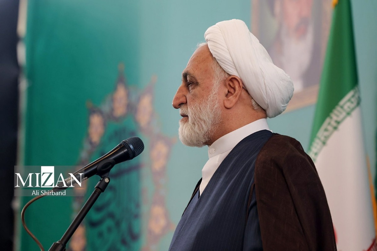 مسائل و مشکلات موجود و کمبود امکانات نباید سبب کاهش انگیزه شما برای خدمترسانی هرچه مطلوبتر به مردم شود مسائل و مشکلات موجود و کمبود امکانات نباید سبب کاهش انگیزه شما برای خدمترسانی هرچه مطلوبتر به مردم شود
