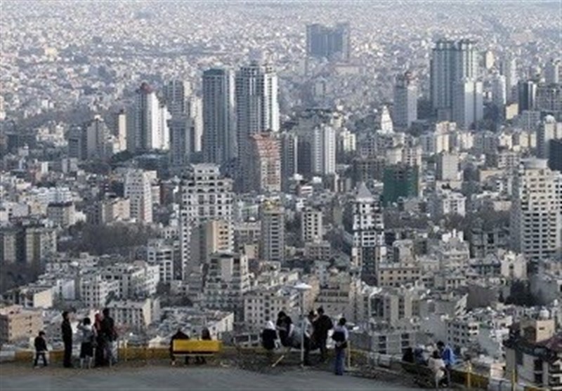وضعیت هوای تهران 1403/04/15؛ تنفس هوای آلوده در 12 منطقه