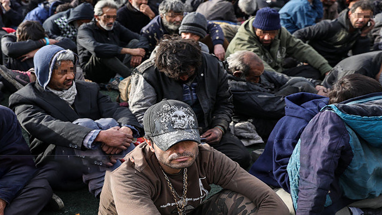 جمع‌آوری ۷۳۳ معتاد متجاهر در غرب تهران/ بازداشت ۲۴۵ خرده فروش موادمخدر