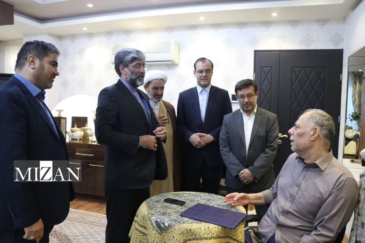 جانبازان و ایثارگران اسوه و الگوی استقامت و پایداری هستند