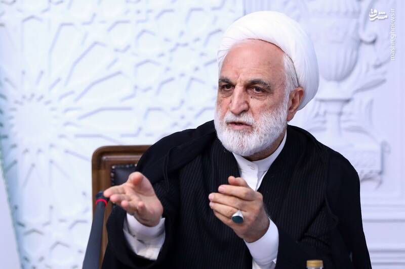 آزادی مشروط به چه کسانی تعلق می گیرد؟