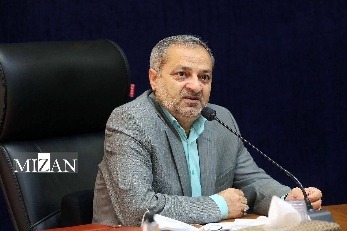 خودم را سرباز، خدمت‌گزار و جان‌فدای نظام تعلیم و تربیت می‌دانم