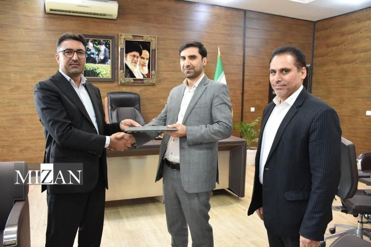 تجلیل از برگزیدگان جشنواره آرای قضایی دادگستری استان هرمزگان تجلیل از برگزیدگان جشنواره آرای قضایی دادگستری استان هرمزگان