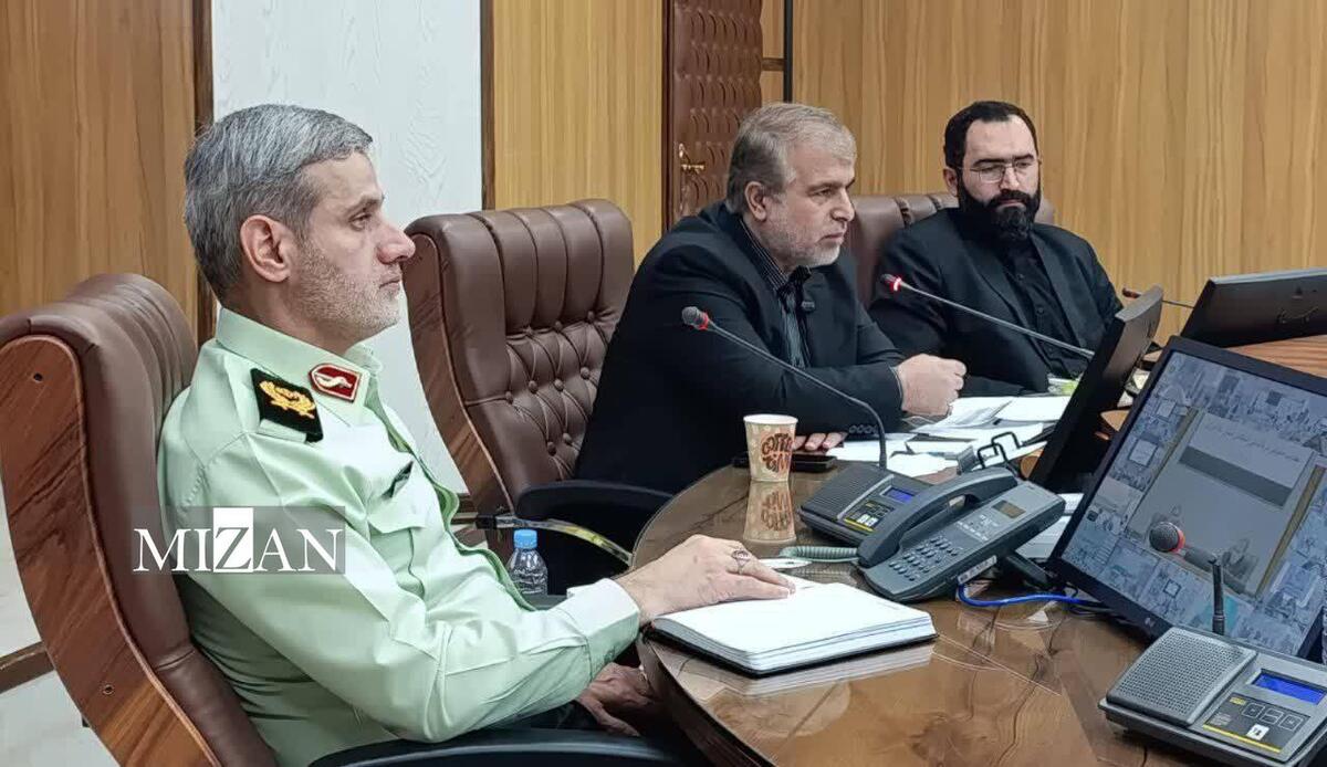 نیروی انتظامی باید در برخورد با مجرمان مقتدر باشد