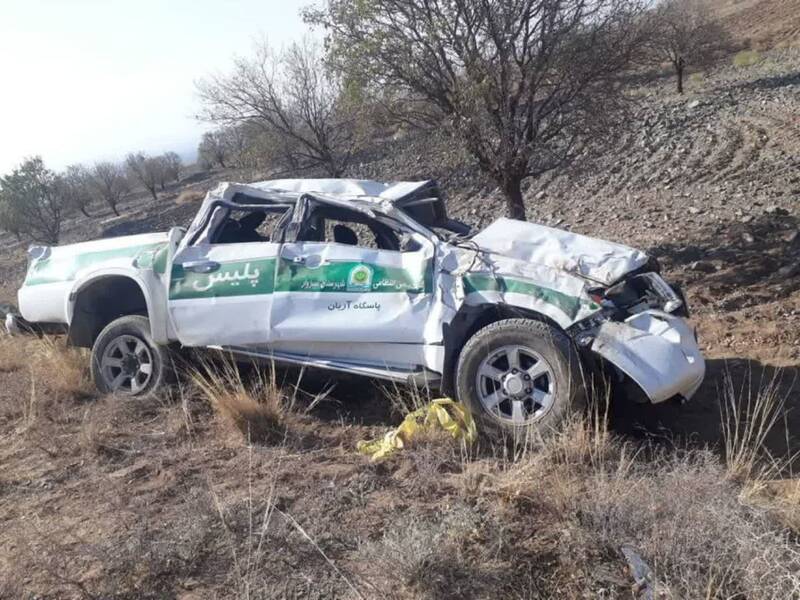 فوت ۲ مامور فراجا در پی واژگونی خودرو پلیس فوت ۲ مامور فراجا در پی واژگونی خودرو پلیس