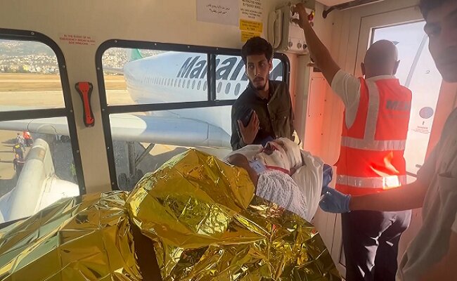 لحظه انتقال مصدومان حادثه تروریستی لبنان به ایران + فیلم – خبرگزاری مهر | اخبار ایران و جهان
