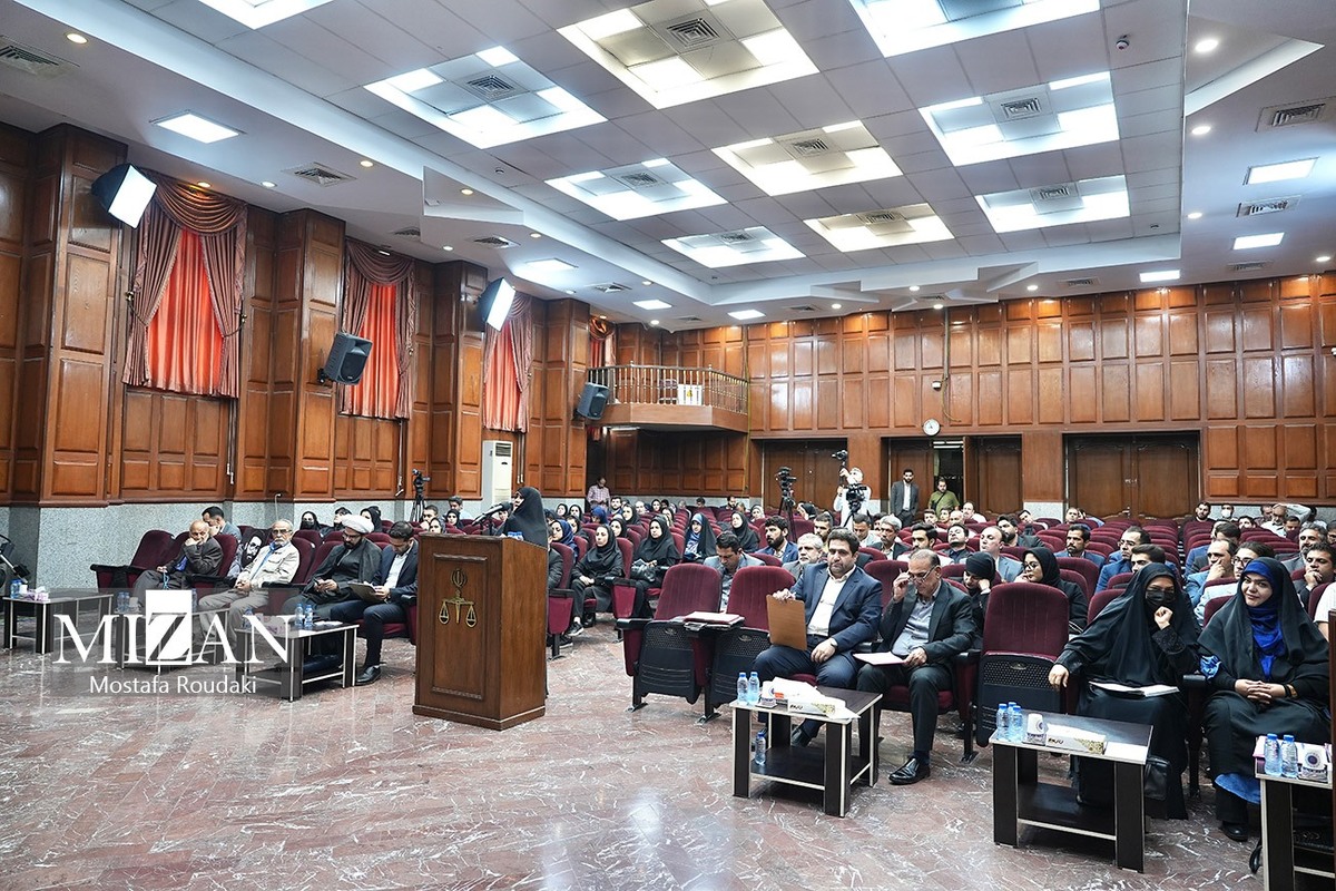 قاضی دادگاه منافقین دستور شناسایی و توقیف اموال مرتبط با متهمان پرونده را صادر کرد قاضی دادگاه منافقین دستور شناسایی و توقیف اموال مرتبط با متهمان پرونده را صادر کرد