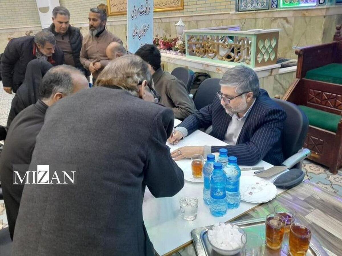 مدیرکل ارتباطات مردمی قوه قضاییه به مشکلات حقوقی نمازگزاران مسجد امام زمان (عج) رسیدگی کرد مدیرکل ارتباطات مردمی قوه قضاییه به مشکلات حقوقی نمازگزاران مسجد امام زمان (عج) رسیدگی کرد