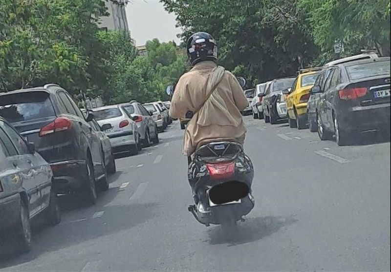 خانم ها برای دریافت “گواهینامه موتورسیکلت” منع قانونی ندارند