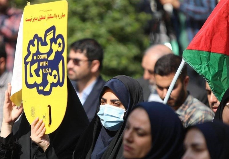 تجمع کادر درمان در محکومیت حمله اسرائیل به بیمارستان ها