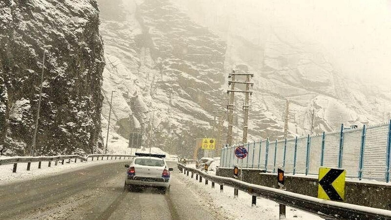 هشدار پلیس راه درباره وضعیت جوی محور چالوس و احتمال ریزش سنگ