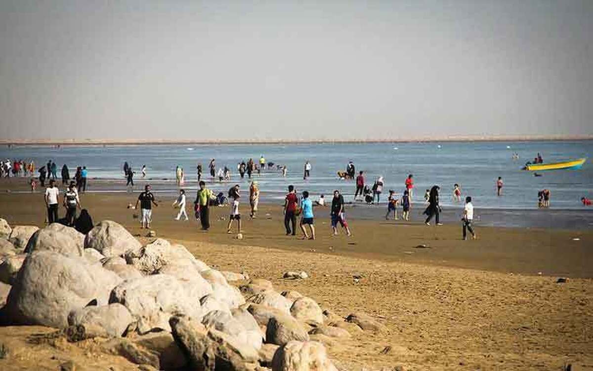 ساحل چالوس در ۴۹ سال پیش هم شلوغ بود(تصویر) ساحل چالوس در ۴۹ سال پیش هم شلوغ بود(تصویر)