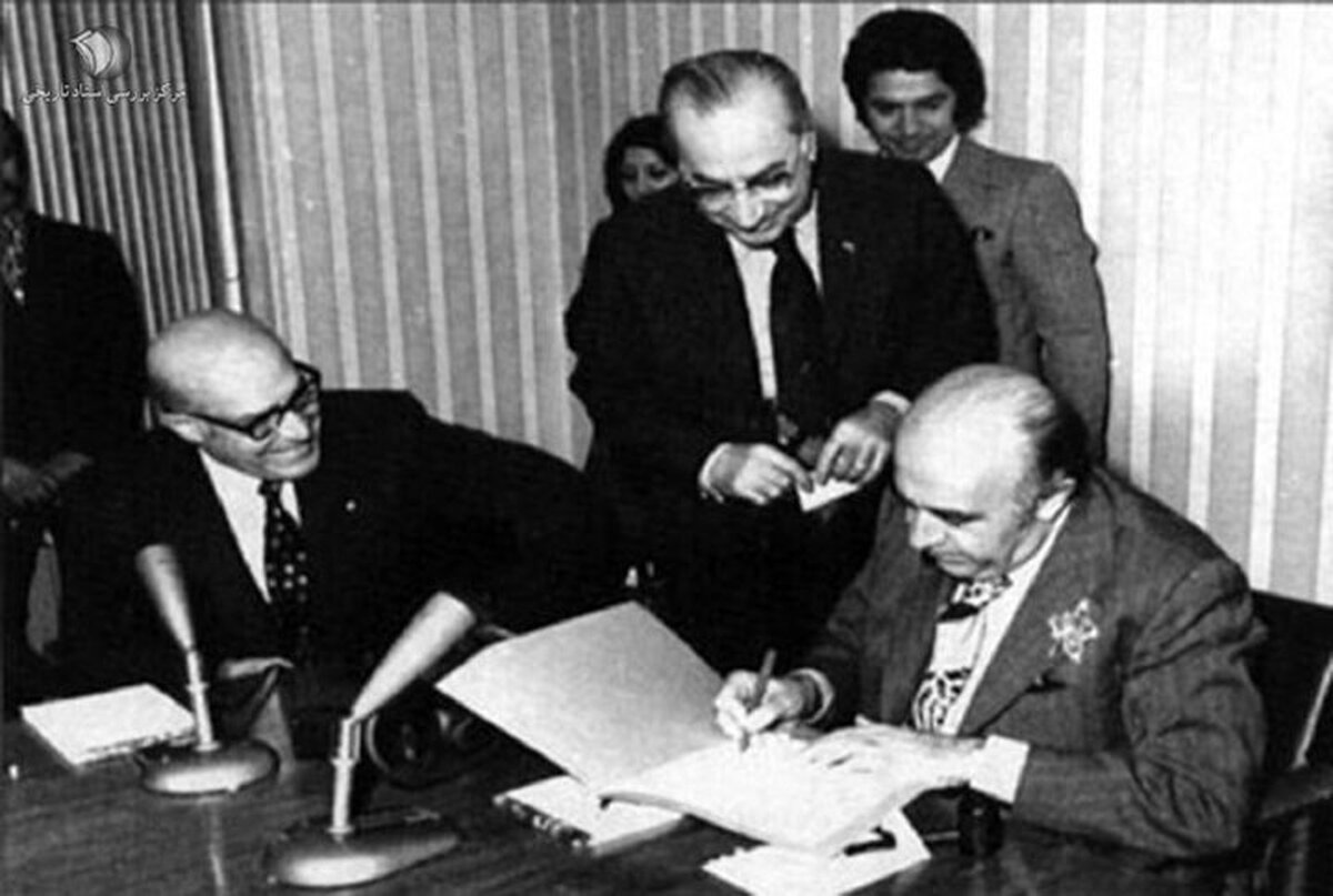 سندی از تهدید رژیم پهلوی توسط هویدا در ۷ آبان ۵۷؛ اگر دستگیر شوم…