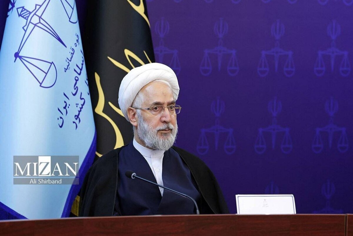 دادستانی مرکز استان سیستان و بلوچستان با تعیین بازپرس ویژه نسبت به شناسایی و دستگیری عوامل حادثه گوهرکوه اقدام کند