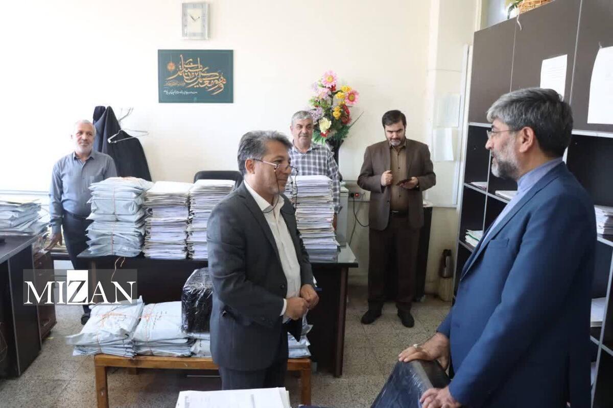 رئیس کل دادگستری آذربایجان غربی از محاکم تجدیدنظر استان بازدید کرد رئیس کل دادگستری آذربایجان غربی از محاکم تجدیدنظر استان بازدید کرد