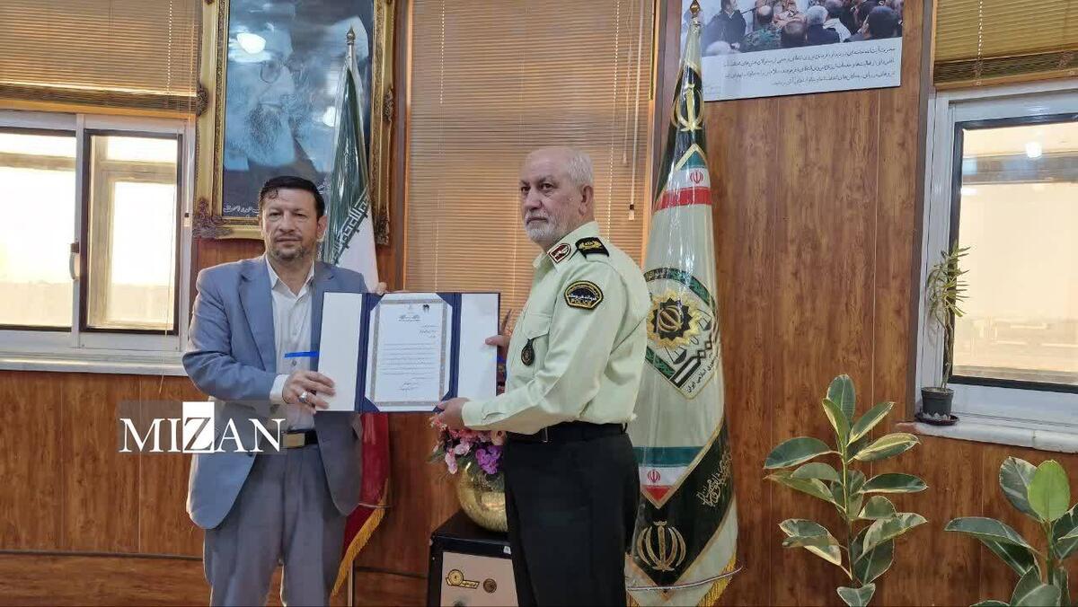 رئیس کل دادگستری استان بوشهر به مناسبت هفته ناجا با فرمانده انتظامی استان دیدار کرد رئیس کل دادگستری استان بوشهر به مناسبت هفته ناجا با فرمانده انتظامی استان دیدار کرد