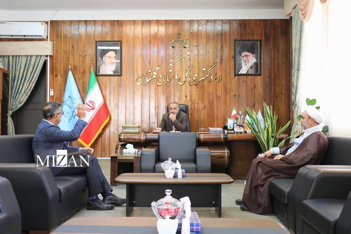 رئیس کل دادگستری گلستان به درخواست ۹۳ نفر از مراجعان در ملاقات مردمی رسیدگی کرد رئیس کل دادگستری گلستان به درخواست ۹۳ نفر از مراجعان در ملاقات مردمی رسیدگی کرد