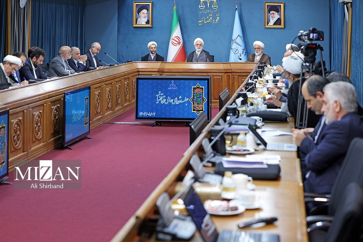 عوامل مستقیم و غیرمستقیم حادثه تروریستی شهرستان تفتان را تعقیب و به اشد وجه مجازات خواهیم کرد عوامل مستقیم و غیرمستقیم حادثه تروریستی شهرستان تفتان را تعقیب و به اشد وجه مجازات خواهیم کرد