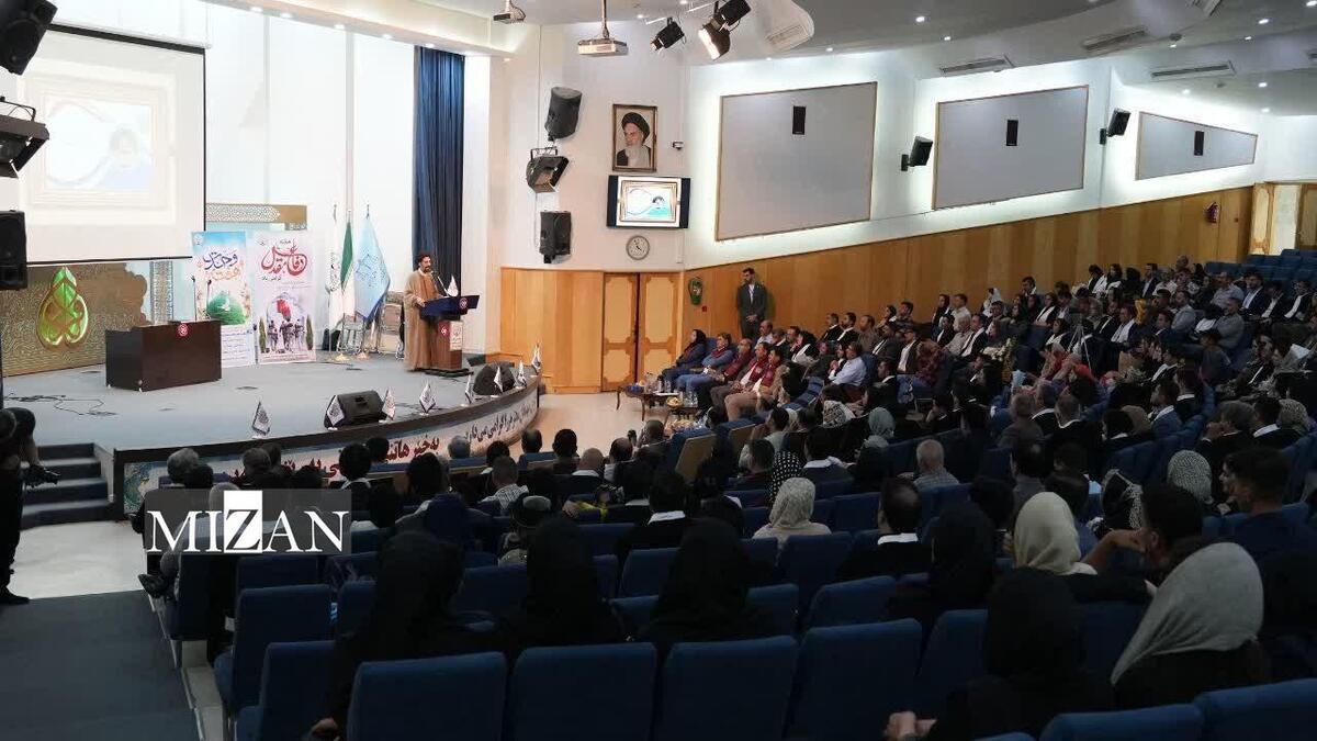 نقش وکیل در فرآیند دادرسی صحیح و اجرای عدالت کلیدی است نقش وکیل در فرآیند دادرسی صحیح و اجرای عدالت کلیدی است