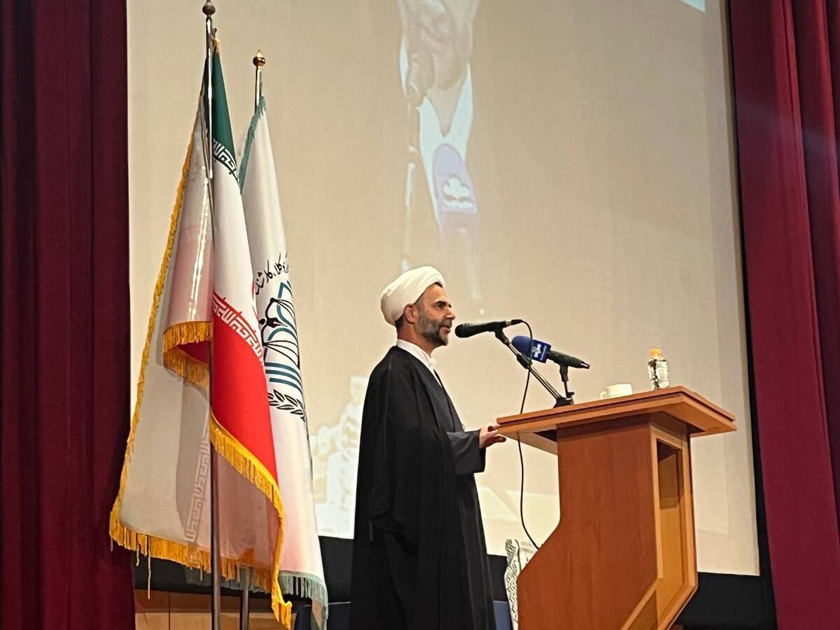وکلا با تمام وجود جهت تحقق عدالت در جامعه بکوشند 