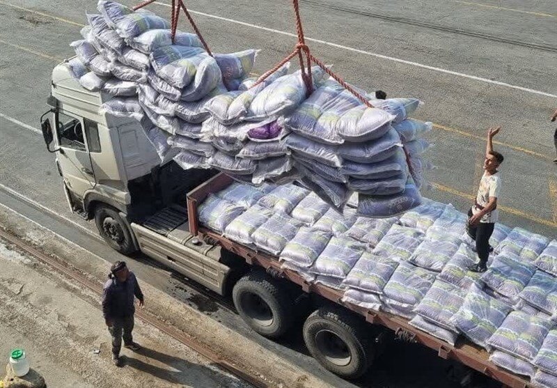 ترخیص دومین محموله ۲۴۰۰ تُنی برنج وارداتی‌ در بندرعباس – خبرگزاری مهر | اخبار ایران و جهان