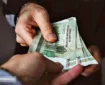 زمان پرداخت عیدی کارگران | کدام گروه از پاداش پایان سال محروم هستند؟