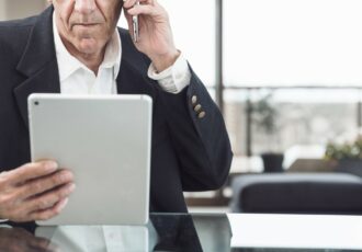 دیگه وکیل نگیر، مشاوره حقوقی رایگان بگیر