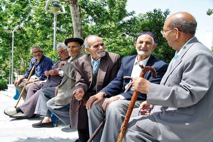 اعتراض بازنشستگان کشوری به تأخیر در پرداخت هزینه های درمانی اعتراض بازنشستگان کشوری به تأخیر در پرداخت هزینه های درمانی