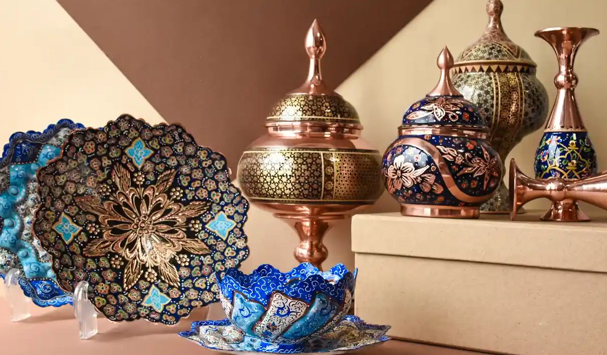 اصفهان، ویترین هنر ایران: ۱۰ صنایع دستی که نباید از دست بدهید!