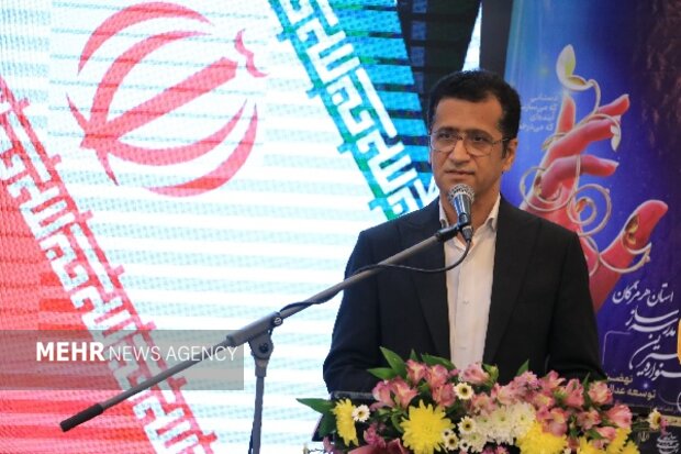ضیایی: تامین سیستم های سرمایشی مدارس اولویت حیاتی هرمزگان است