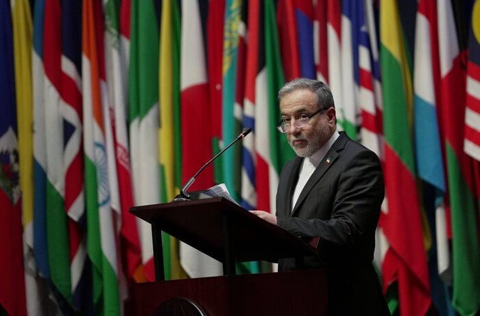 عراقچی: گفت‌وگو امری بدیهی و مهم برای جلوگیری از اشتباه‌ محاسباتی است
