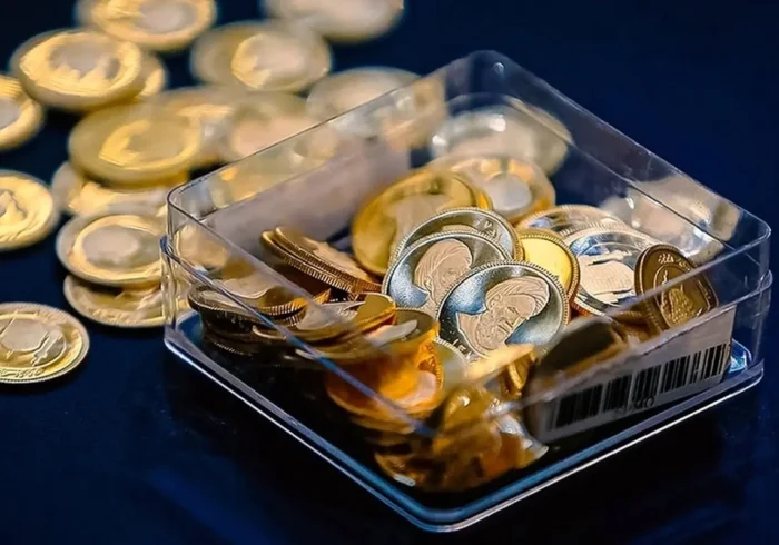 قیمت سکه در بازار ۵ آذر سر به فلک کشید | ربع سکه چند؟