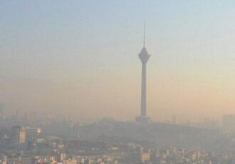هوای تهران خطرناک برای همه گروه‌ها | پایتخت برای هفتمین روز متوالی «قرمز» شد
