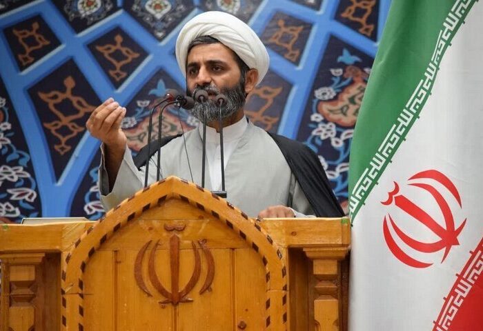 امام جمعه اهرم: موانع تولید در تنگستان رفع شود