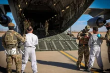 انتقال ۲۲ مهاجر از آمریکا به زندان بدنام گوانتانامو