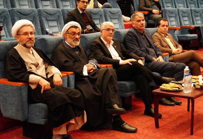 خسروپناه: دانشگاه موفق دارای دانشکده‌های درهم‌ تنیده است نه جزیره ای