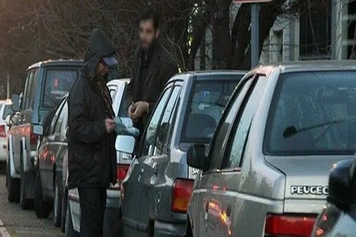 فروش غیرقانونی جای پارک در تهران