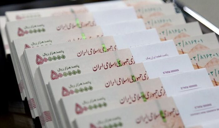 فلج شدن اقتصاد در پی اضافه برداشت بانکها | داد مجلس هم از خلق بی ضابطه پول درآمد